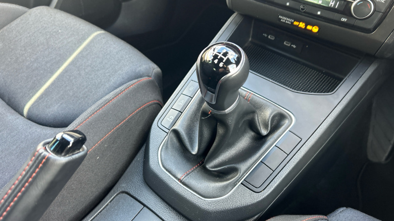 SEAT Ibiza 1.0 TSI 115 FR 5dr Petrol Hatchback